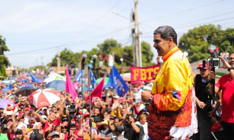 Maduro arrancó campaña presidencial desde Zulia +VIDEO