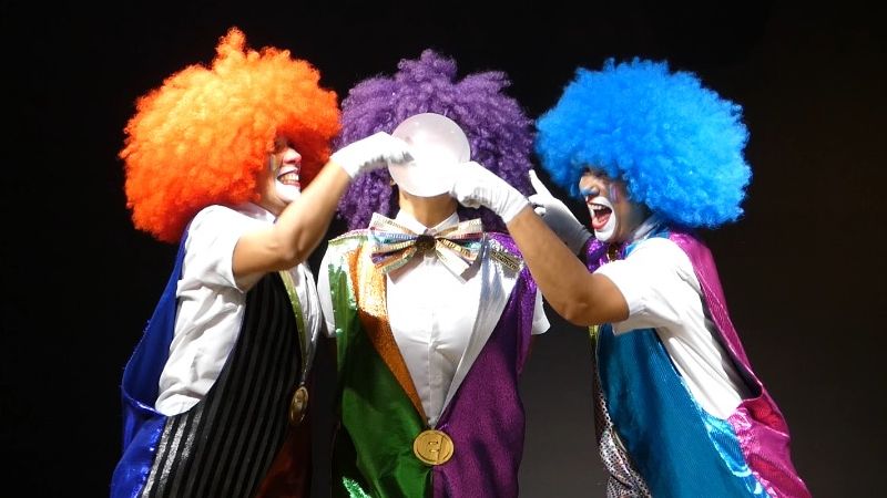 El Club de las Payasitas se une al team Súper Bum Miniatura