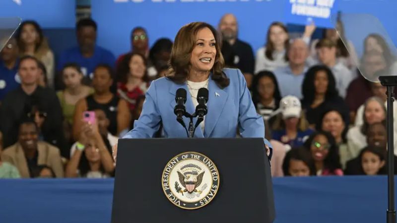 La propuesta de Harris para solventar crisis de vivienda en EEUU
