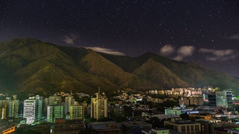 Reportan bajones eléctricos a 15 horas del apagón nacional