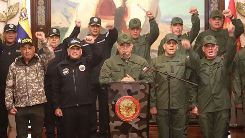 Padrino López declara lealtad a Maduro tras sentencia del TSJ