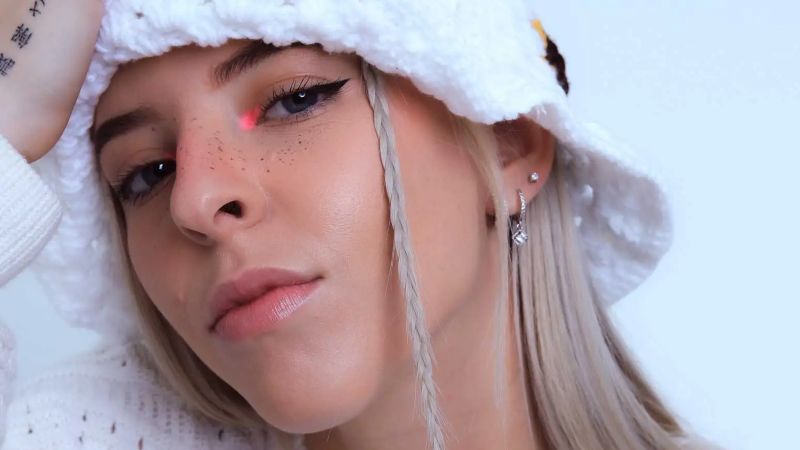 Cancelan concierto de Young Miko en Caracas