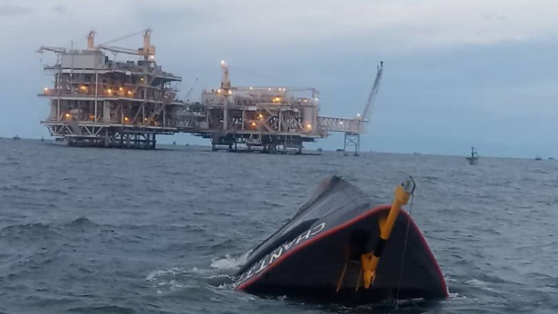 Barcaza petrolera se hundió en Zulia: reportan al menos 4 desaparecidos