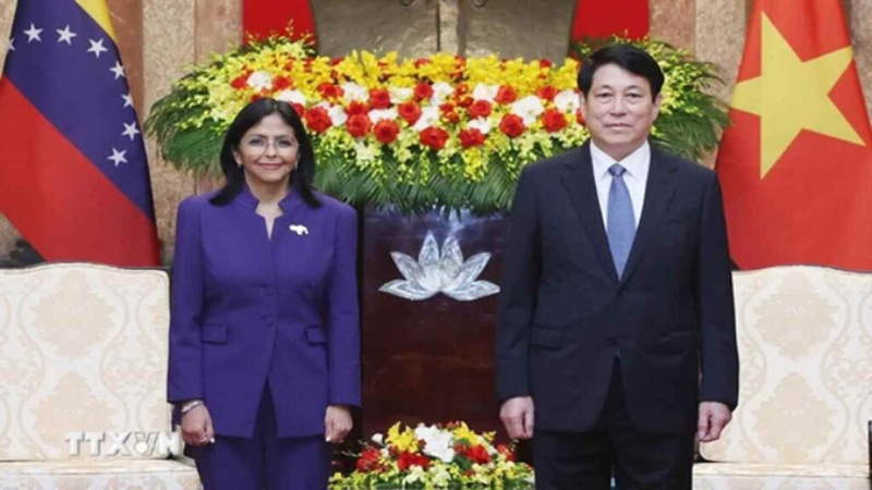 Delcy Rodríguez se reunió con el presidente de Vietnam para alianzas estratégicas