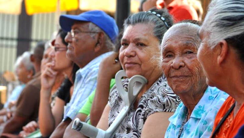 Estos son los pagos a los adultos mayores para octubre 2024