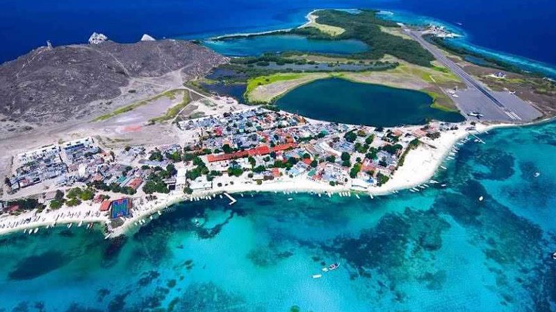 Alerta por aparición de peces muertos en los Roques