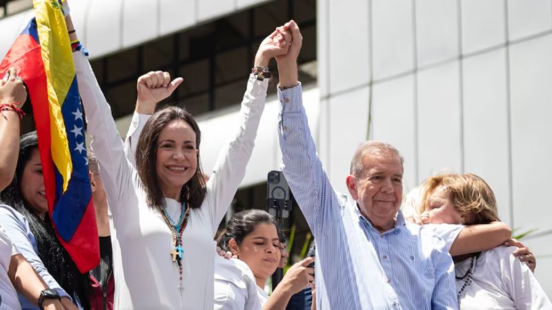 María Corina Machado y Edmundo González ganan el Premio Sárajov