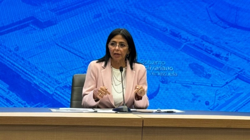 Delcy Rodríguez vincula a Erik Prince por explosión en gasoducto de PDVSA