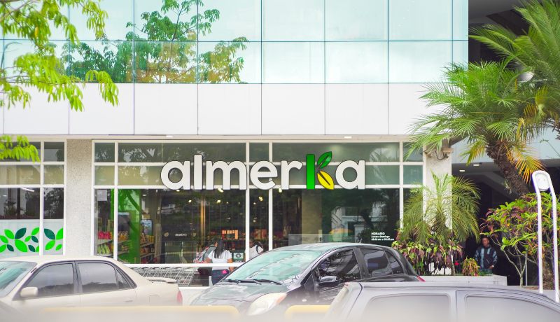 Almerka, el supermercado cool de La Lagunita