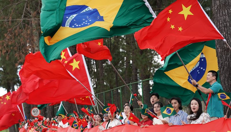 China y Brasil elevan sus lazos de comunidad