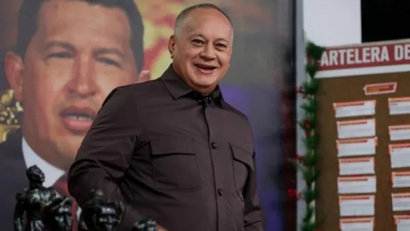 Diosdado Cabello ya tiene las esposas listas para Edmundo González