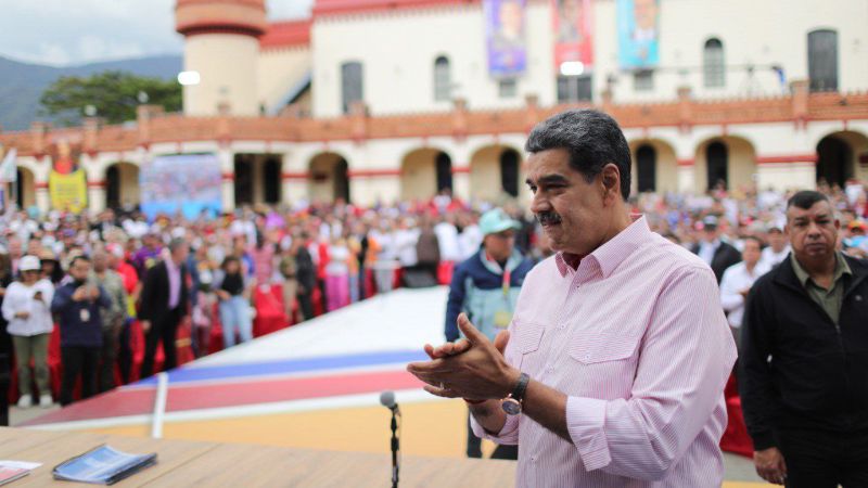 Maduro anunció elección de "jueces de paz" para el 15DIC