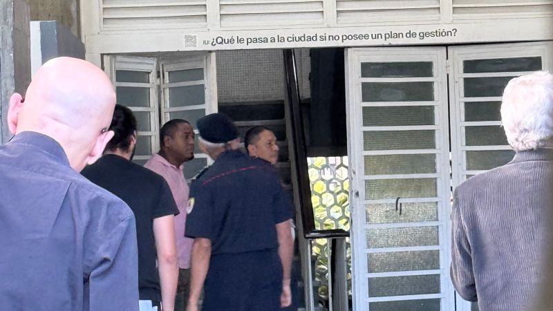 Hallan muerto a trabajador en la UCV: se habría suicidado