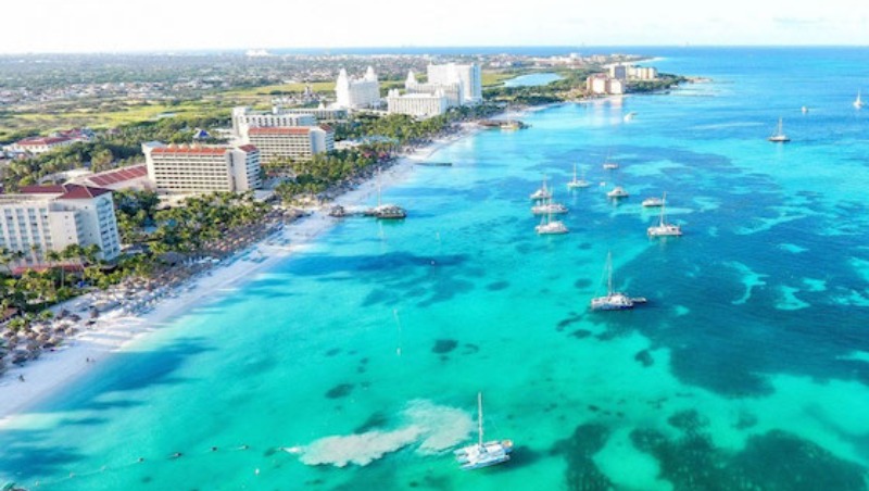 Aruba prorroga prohibición de vuelos desde y hacia Venezuela