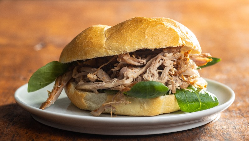 Así podrás preparar el sándwich de pernil para la Navidad