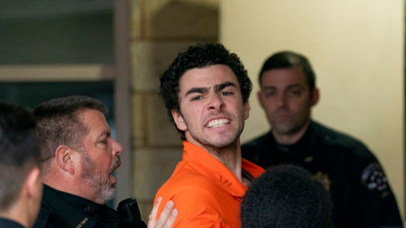 Luigi Mangione es acusado de "ataque terrorista"