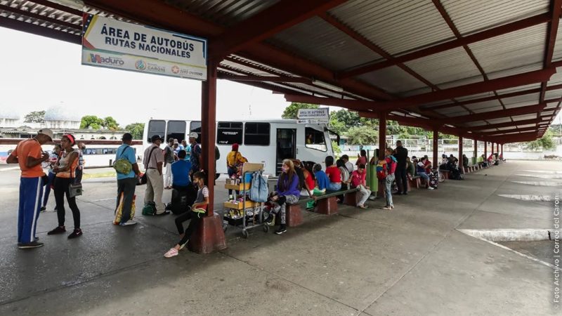 Mató a su novia de un bus en Bolívar y luego se quitó la vida