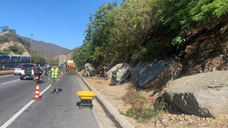 Cerrarán autopista Caracas - La Guaira desde este 27Ene