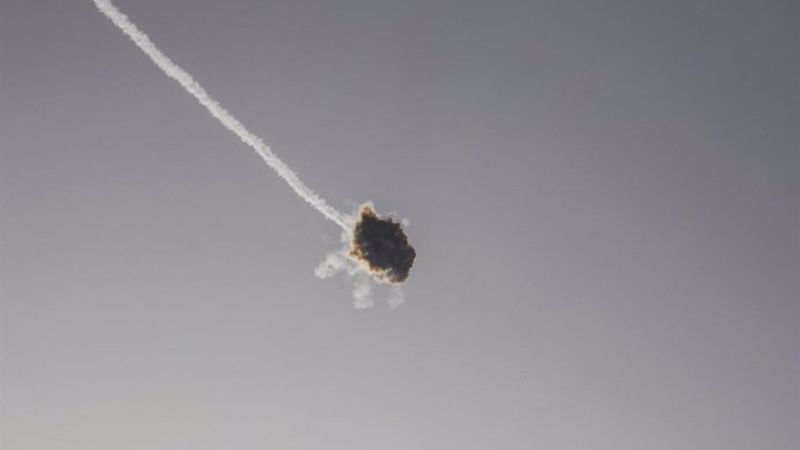 Israel afirma haber interceptado misil lanzado desde Yemen