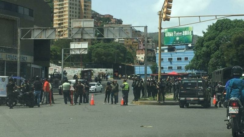 Reportan fuerte presencia militar en El Paraíso - Caracas