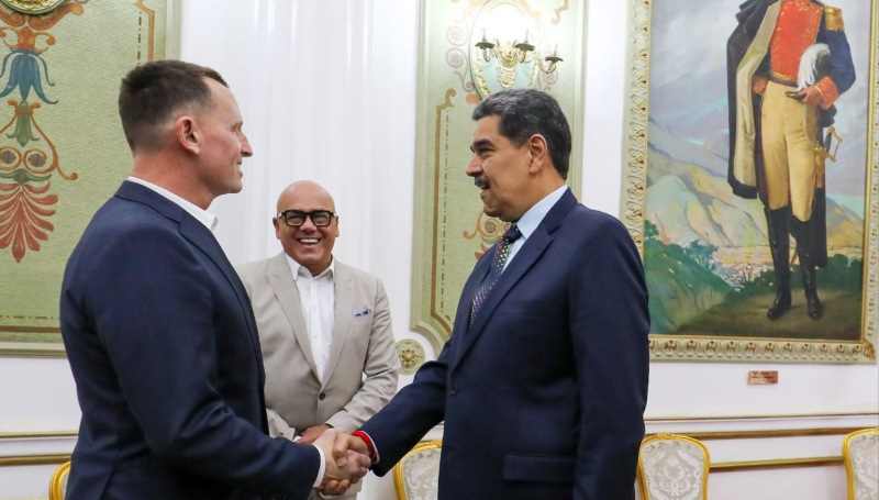 Maduro accedió reanudar vuelos de deportación de venezolanos desde EEUU