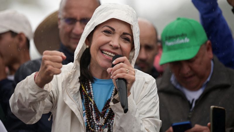 María Corina pide apoyo internacional para sacar a Maduro