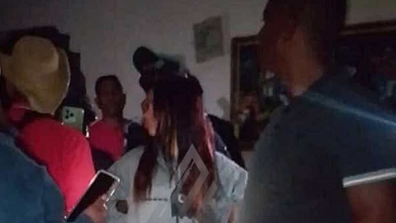 Detenida tiktoker que se burló de muerte de una mujer con cáncer