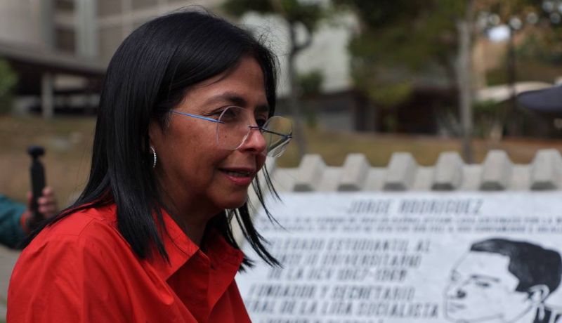 Delcy Rodríguez califica de "lesiva e inexplicable" decisión de Trump