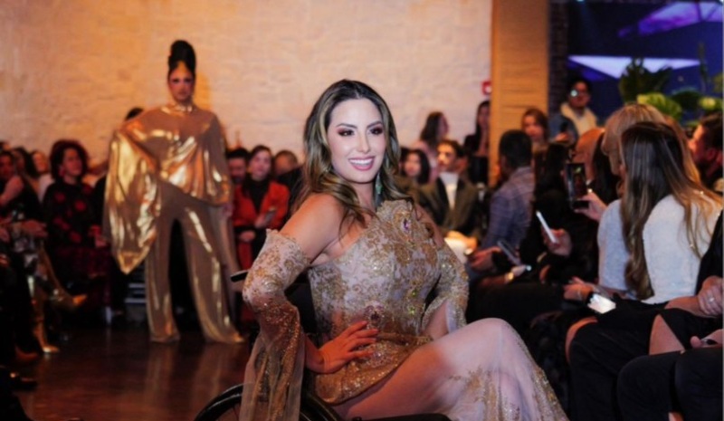 Venezolana triunfó al desfilar en silla de ruedas en Nueva York