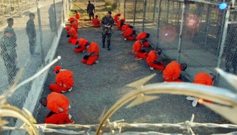 "Es un terror estar ahí": Lo que expresó un venezolano deportado a Guantánamo