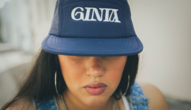Mari “La Carajita” lanza su primer EP "GINIA"