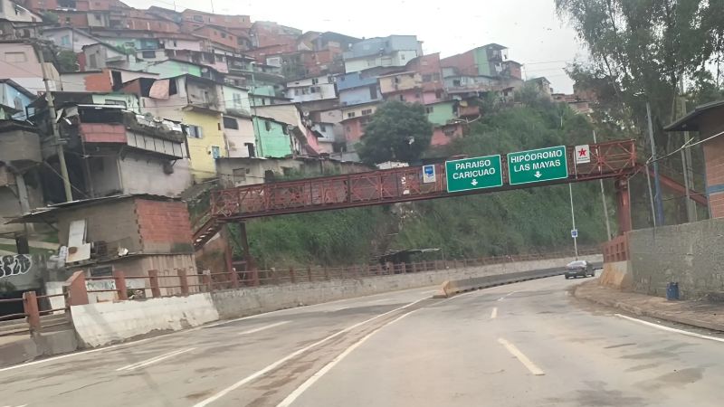 Terror en la Panamericana: "Nos robaron el carro después de interceptarnos"