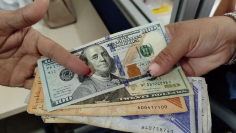 Dólar paralelo rompió la barrera de los 95 bolívares este 25Mar