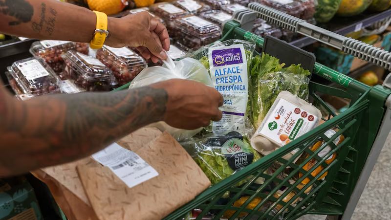 Inflación en Venezuela podría dispararse 100 % ante suspensión de licencia a Chevron