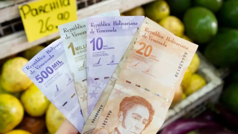 Así es como los aranceles de Trump afectan al bolívar