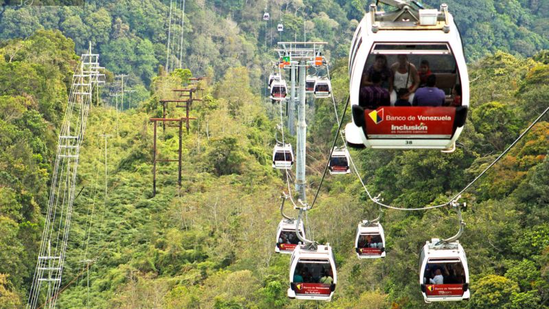 Teleférico de Caracas paraliza actividades por un mes