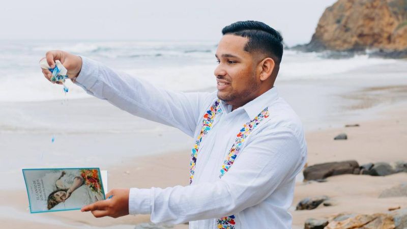 El venezolano Reinaldo De Fernández debuta como literato en España