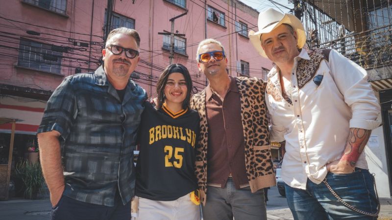 Mari La Carajita lanza Wiki Wiki con Los Amigos Invisibles y Jonaz