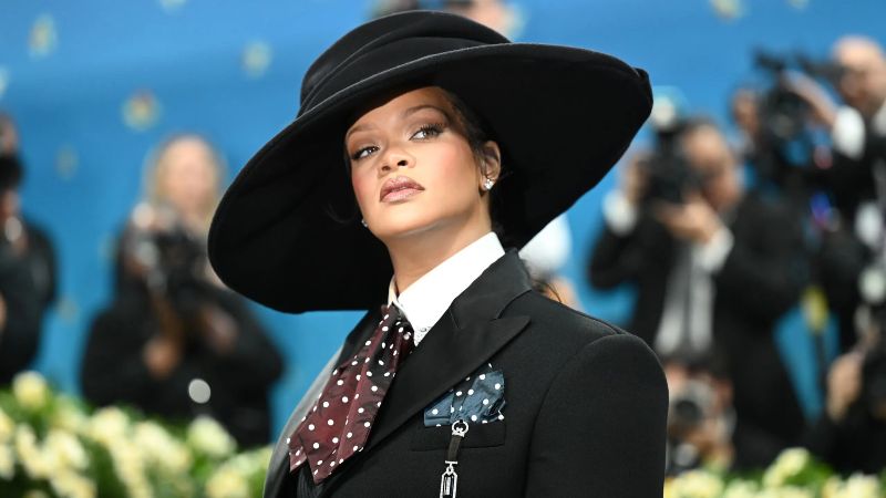 La barriga de Rihanna y otras cosas... Así fue la MET Gala