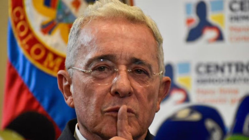 Expresidente Álvaro Uribe Vélez fue sentenciado a 12 años de prisión