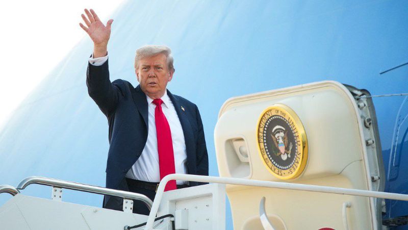 Trump viajó a Alaska para histórica cumbre con Putin
