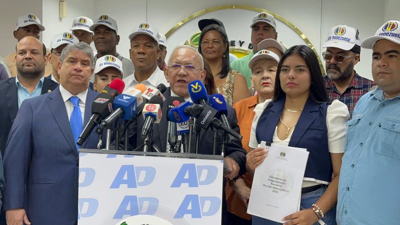 Bernabé Gutiérrez: "AD implora al papa León XIV interceda ante los demonios desatados de EEUU"