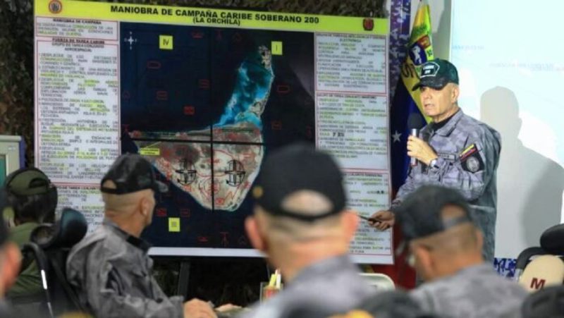 Padrino López pidió "duplicar esfuerzos militares ante escenario bélico"