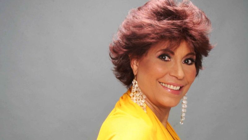 Falleció Floria Márquez tras sufrir un ACV en pleno concierto