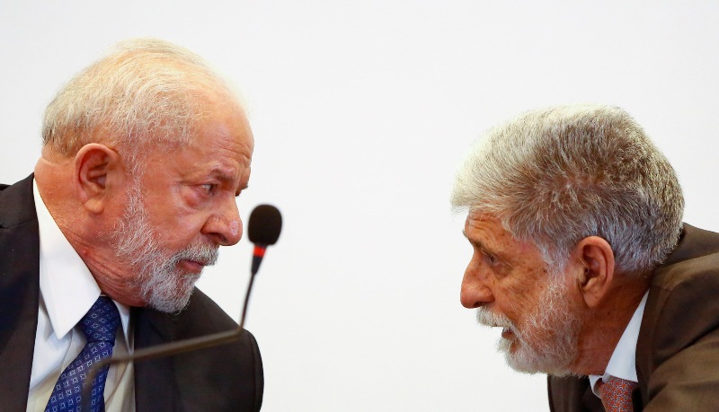 Brasil dice que "una intervención en Venezuela puede incendiar América del Sur"