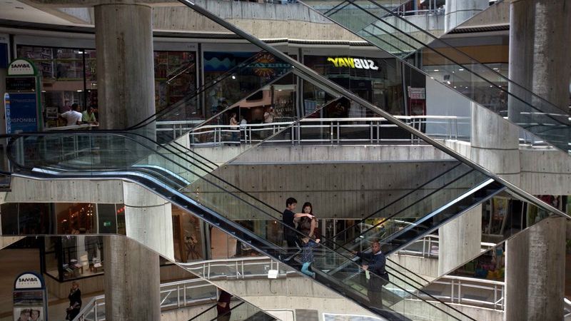 Centros comerciales en Venezuela fijan horario de racionamiento eléctrico hasta esta fecha
