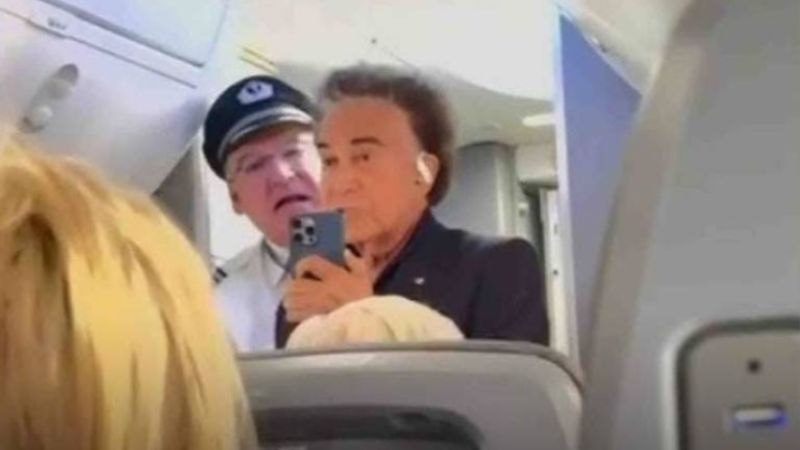 VIRAL: El Puma fue obligado a bajar de un avión en Ecuador: «Desembarque ahorita»