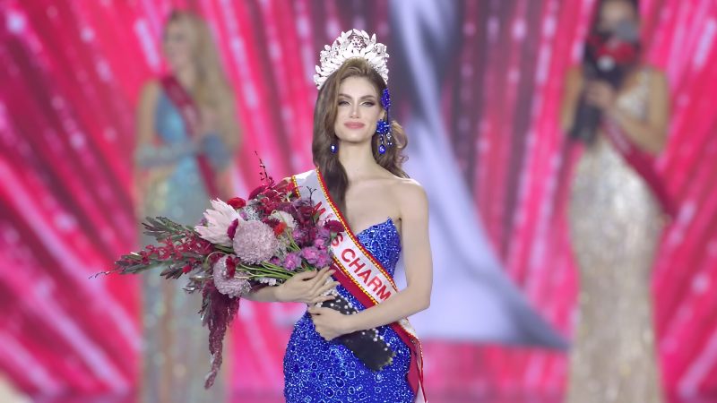 La venezolana Anna Blanco se coronó como Miss Charm 2025