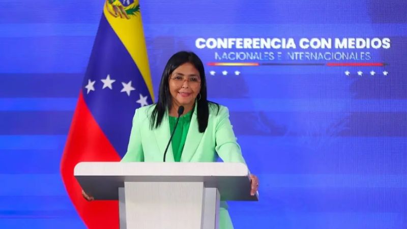 Delcy Rodríguez dice que "desconoce" paradero Maduro, exige "prueba de vida"