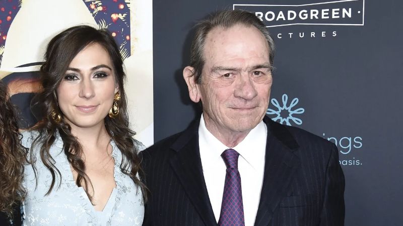 Hija de Tommy Lee Jones fue hallada muerta en un hotel en Año Nuevo
